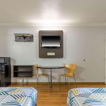 Motel 6-San Jose, Ca - Convention Center Екстериор снимка