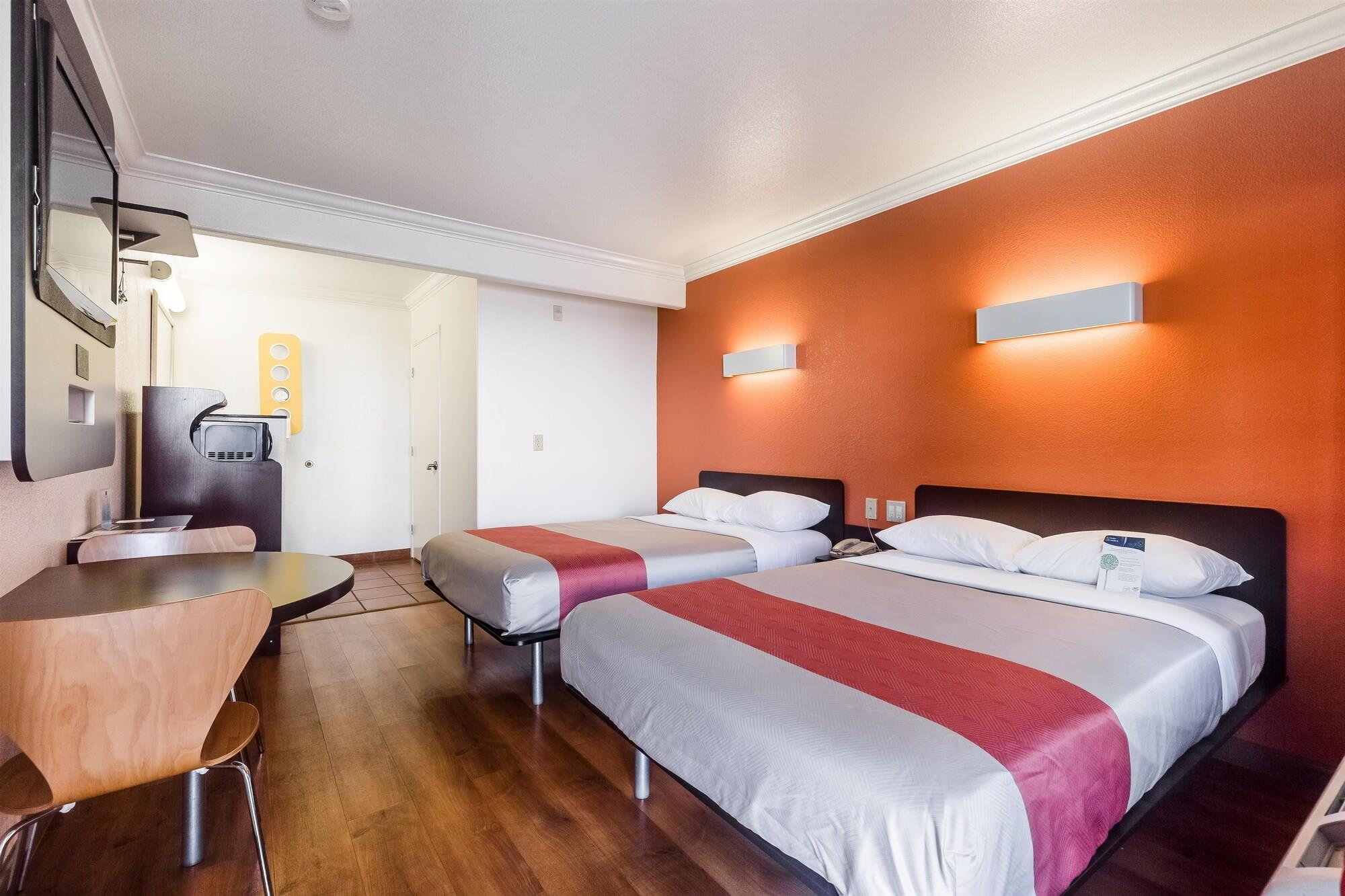 Motel 6-San Jose, Ca - Convention Center Екстериор снимка