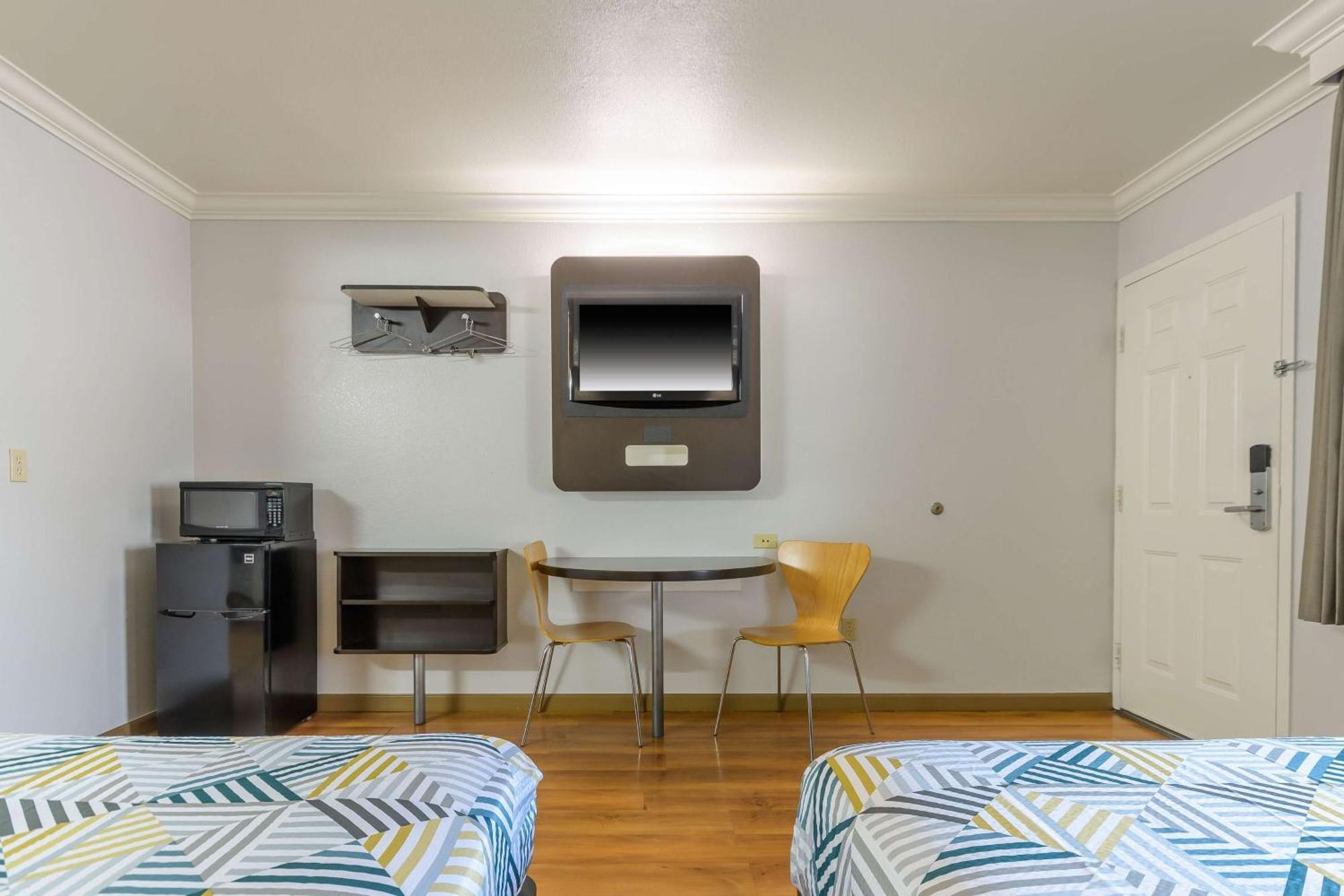 Motel 6-San Jose, Ca - Convention Center Екстериор снимка