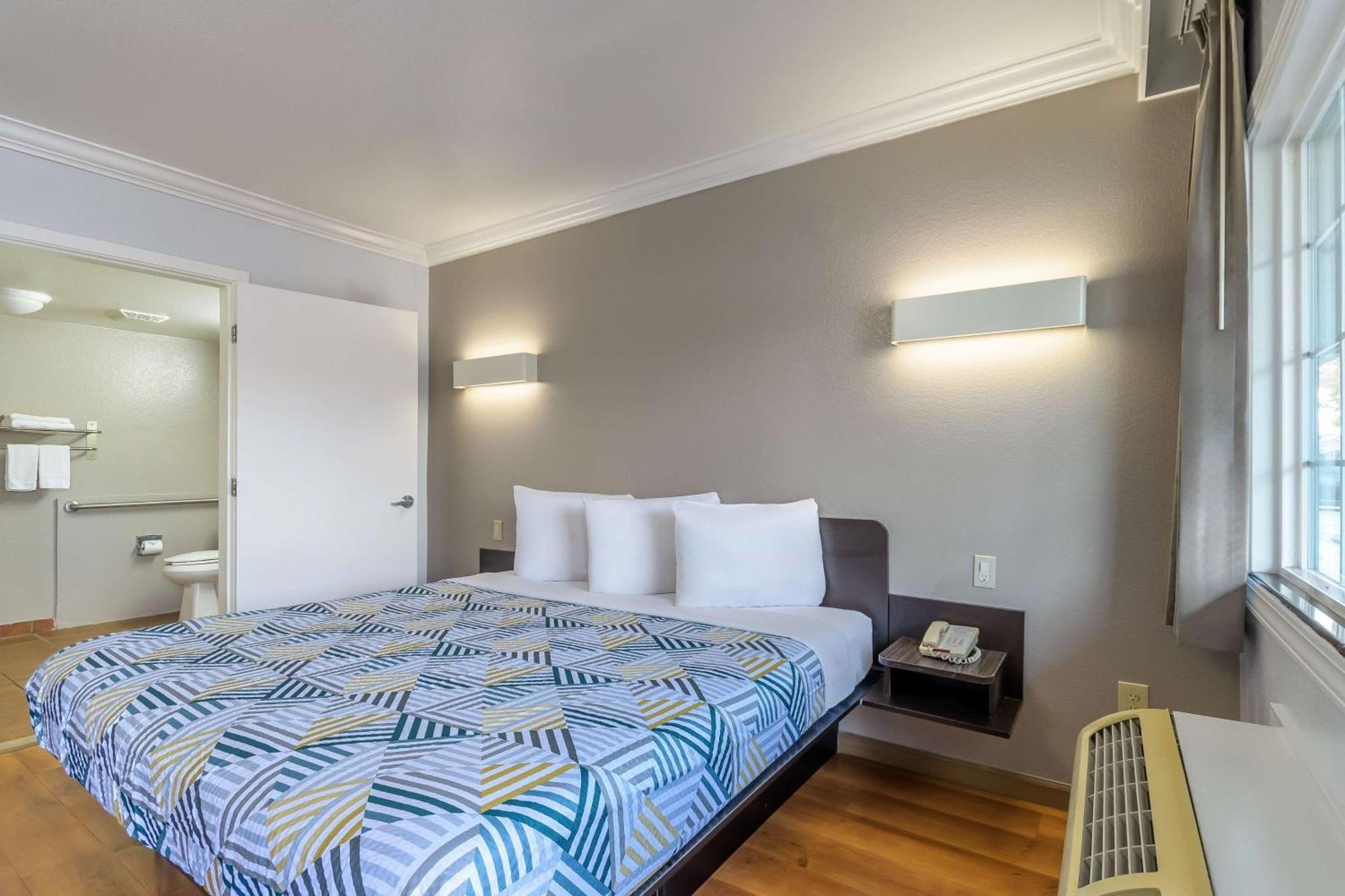 Motel 6-San Jose, Ca - Convention Center Екстериор снимка
