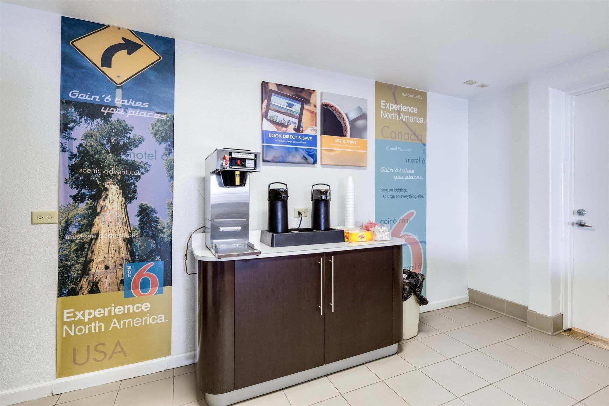 Motel 6-San Jose, Ca - Convention Center Екстериор снимка
